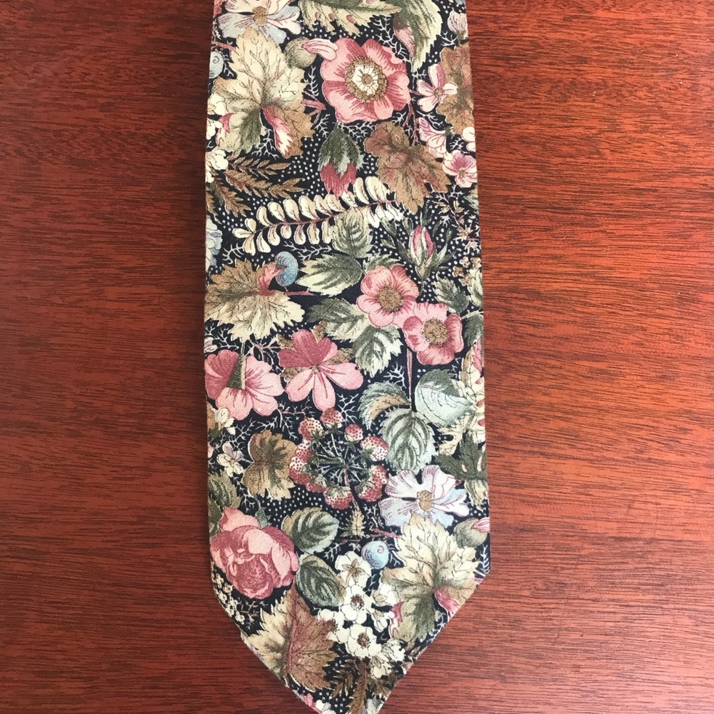 Gorgeous vintage Gant tie